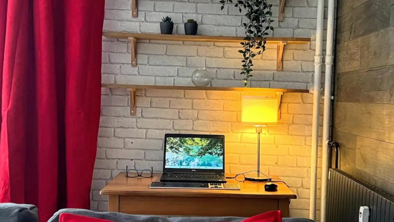 Appartement Chic Proche De Paris, Parking Inclus Сен-Мор-де-Фоссе Экстерьер фото
